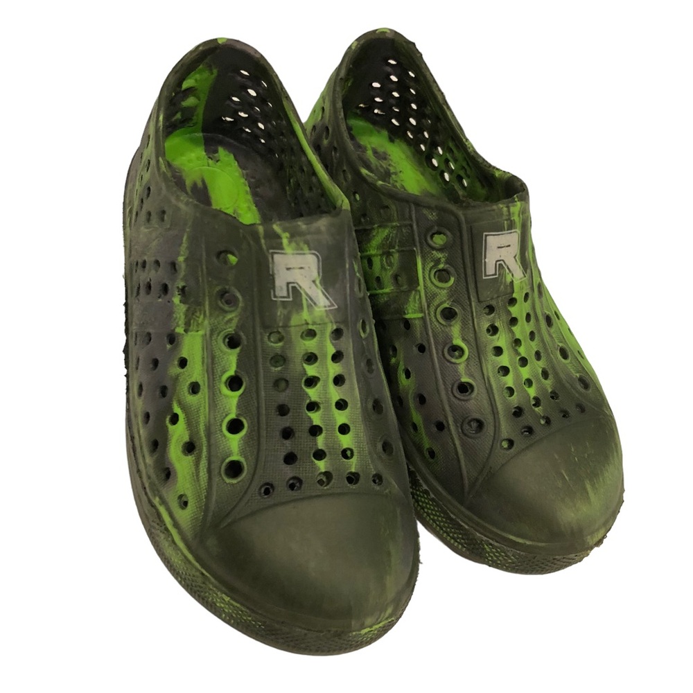 Rockin’ Waterproof Shoes Toddler 9.5 Green Lightweight Slip On Water Shoes